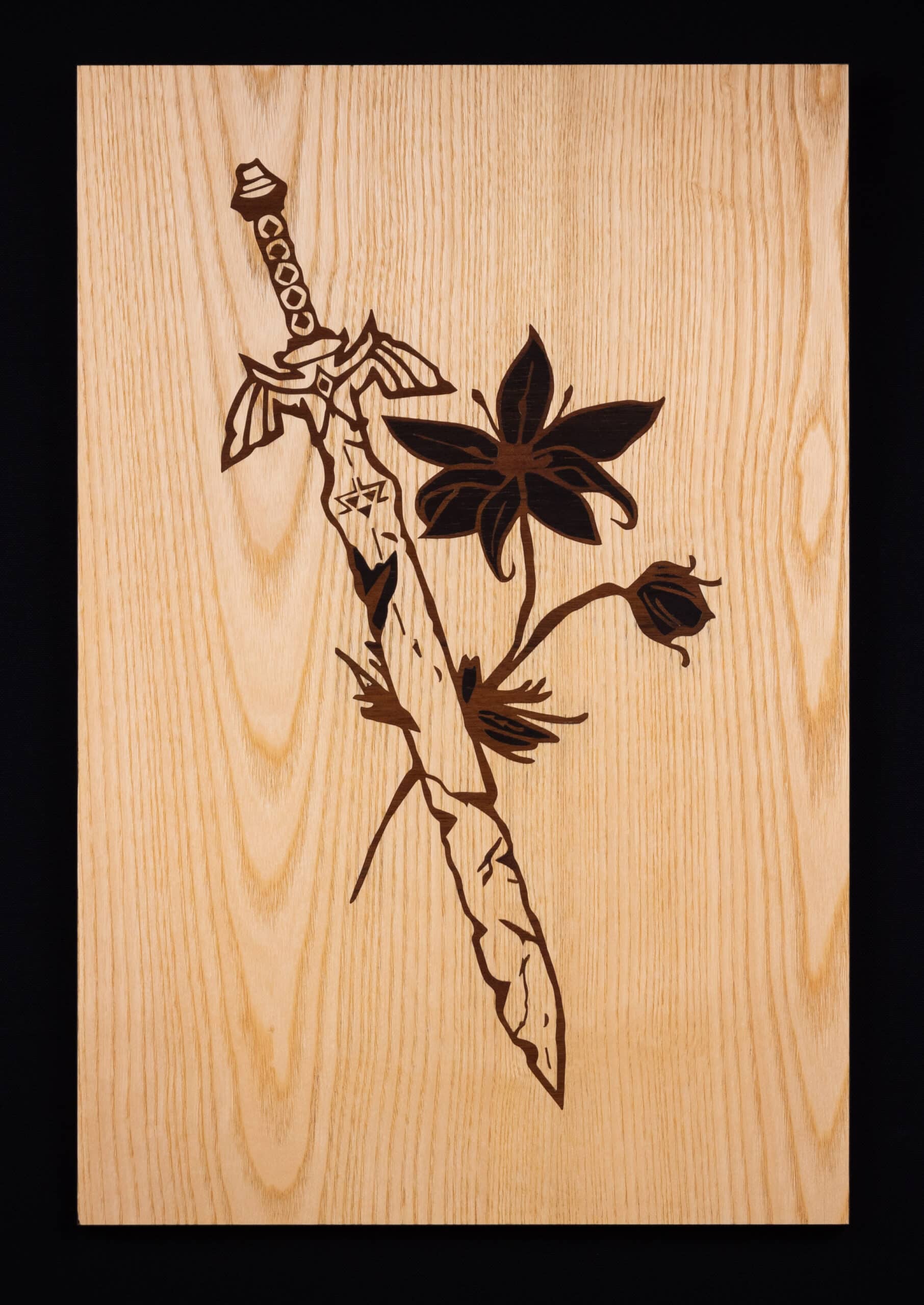 Art sur Bois Master Sword et Fleur Silent Princess Zelda Épée de légende brisée et fleur de la princesse incrustées dans un panneau de bois, fan art Legend of Zelda.